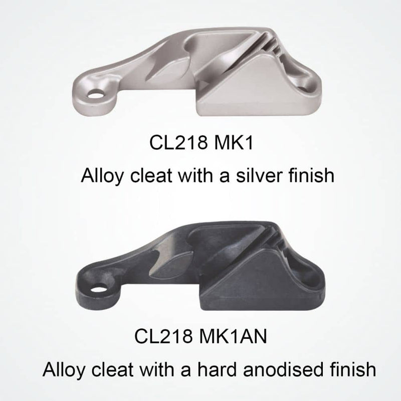 Chargez l'image dans la visionneuse de la galerie, ClamCleat® Alu Ouvert Babord ø3 à 6mm, guide-câble pratique pour bloquer et libérer facilement les cordages, idéal pour équipements de voile légère.