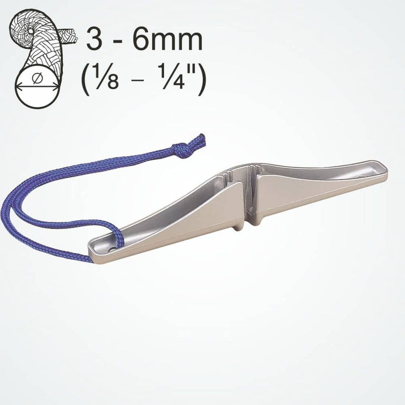 Laden Sie das Bild in Galerie -Viewer, ClamCleat® Power Grip 2 ø3 à 6mm, outil léger et robuste pour tension optimale des cordages, idéal pour planches à voile et dériveurs.