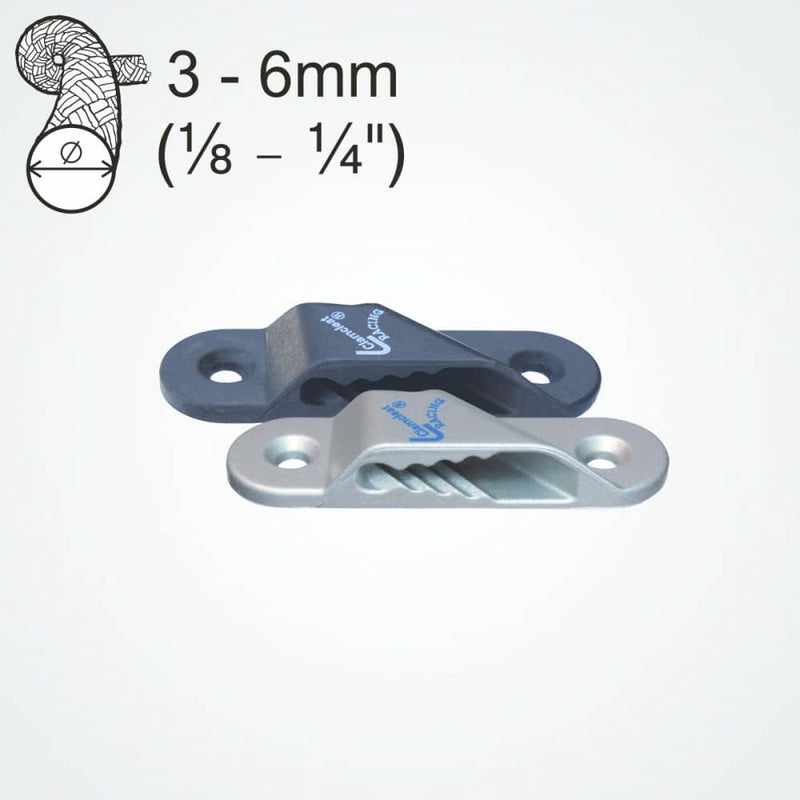 Chargez l'image dans la visionneuse de la galerie, ClamCleat® Nerf de Chute Voile Alu Tribord ø3 à 6mm, taquet en aluminium robuste, idéal pour tension de voiles et trampolines, avec guide-corde intégré.