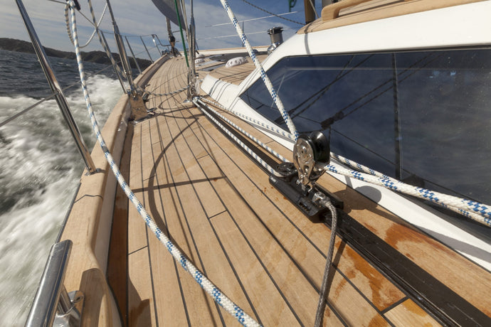 Top 10 essential safety equipment for safe sailing