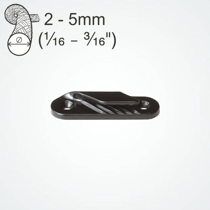 ClamCleat® Nylon Latéral Babord ø2 à 5mm fixé sur une surface plane, idéal pour dériveurs et kayaks, en nylon noir marin pour usage extérieur.