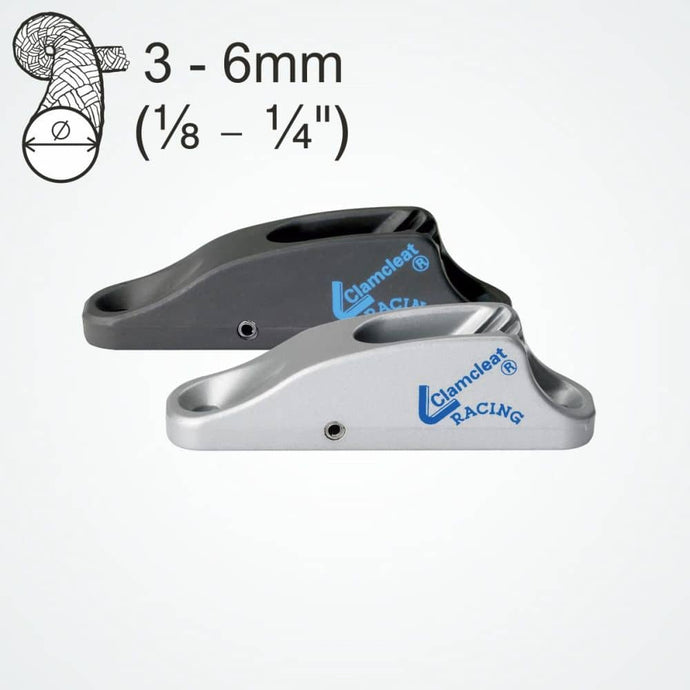 ClamCleat® Alu Junior Racing Mk1 avec Réa bas ø3 à 6mm, idéal pour applications nautiques, notamment sous ponts et mâts, avec finitions résistantes pour dériveurs et yachts.