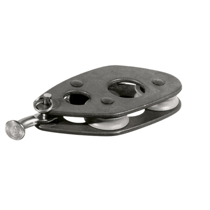 Poulie Violon Alu ø25mm avec clé droite, idéale pour dériveurs comme le Laser, résistante et durable, supporte jusqu'à 620kg.