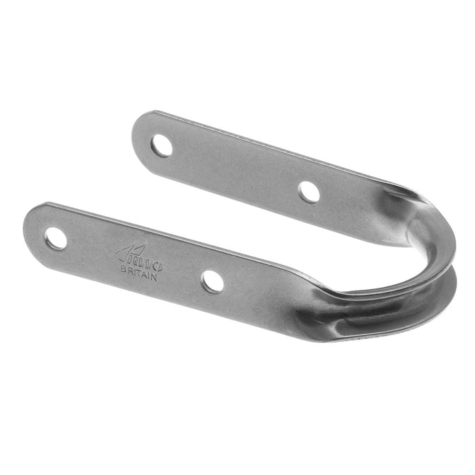 Ferrure de Capelage 051mm, pièce de fixation pour mât, longueur 51mm, ouverture 50mm, fixations 2 x 5mm, pour équipement nautique de voile légère.