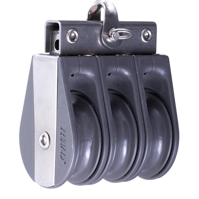 Poulie Triple Nova ø45mm, robuste et économique, idéale pour voile légère, avec ligne max 10mm, charge utile 600kg, charge rupture 1200kg.