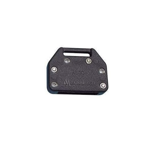 Embout de Latte Noir avec Passage de Sangle, clamp Bainbridge A500 pour voiliers, idéal pour maintenir les lignes de contrôle sous tension sur dériveurs et catamarans.
