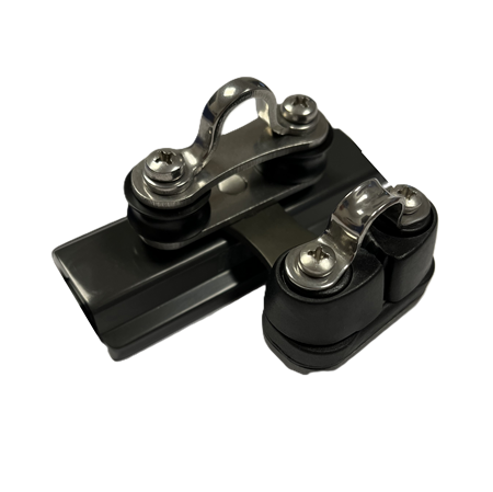 Load image into Gallery viewer, Chariot de Grand Voile avec Taquet Holt, adapté pour rail 14mm, cordage 4mm max, écoute 6mm max, charge de travail 200kg, rupture 400kg.
