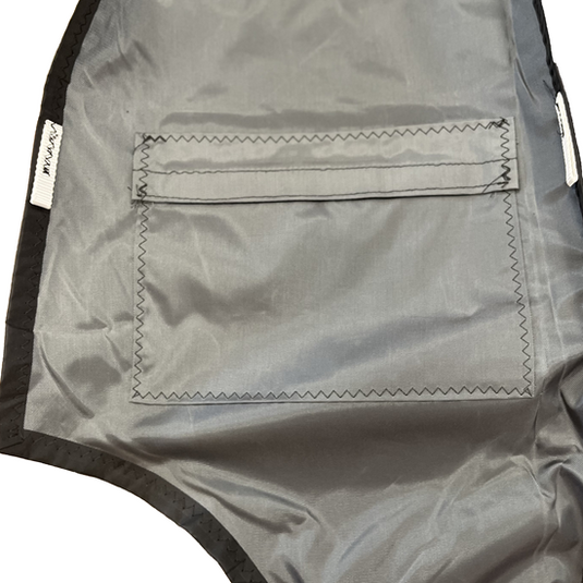 Chaussette Avaleur de Spi Topper Argo en nylon gris avec poche cousue, renforcée, labels sur les côtés, idéal pour voile légère dériveur chez Yachting Thommeret.