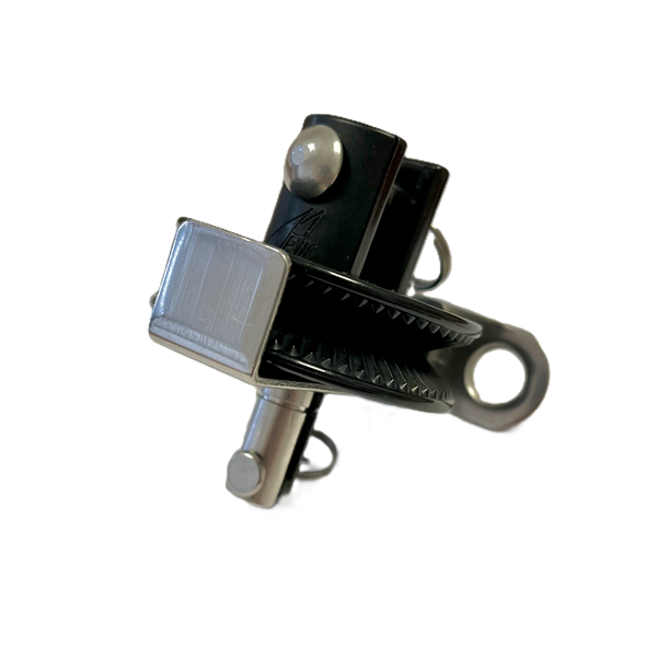 Load image into Gallery viewer, Emmagasineur sans fin ø4mm RWO pour voile légère, avec sangle crantée et goupille à dégagement rapide, idéal pour enrouler facilement les voiles de dériveur ou catamaran.
