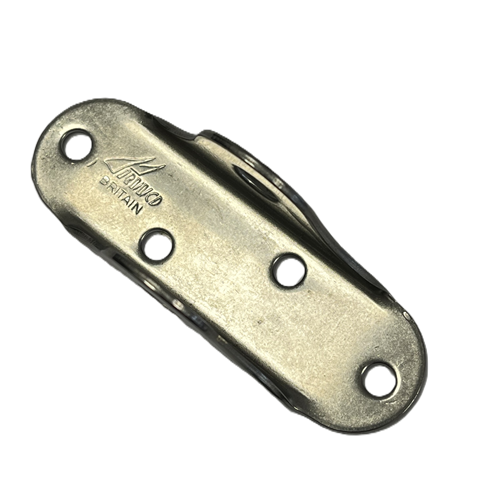 Fémelot Tableau inox à visser, pour aiguillot <8mm, avec 4 trous de 4mm, dimensions 72x24x25mm, axe à 14mm du tableau arrière, référence RWO Marine 0730.