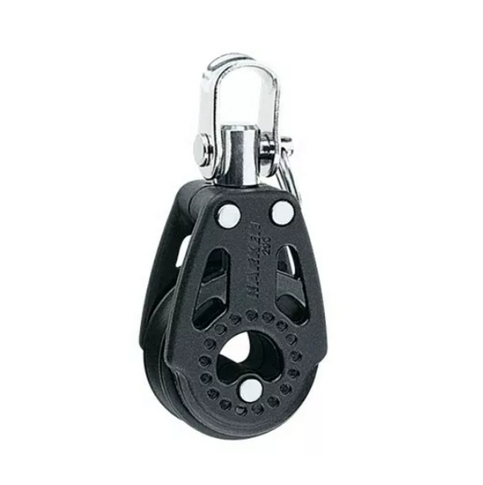 Poulie Simple Carbo ø29mm avec émerillon, légère et robuste, idéale pour voile légère. Compacte, elle supporte une charge de travail élevée, assurant réglage sûr et facile.