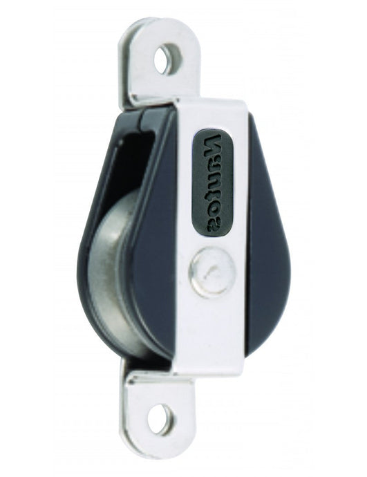 Poulie Plat Pont ø28mm, robuste et performante, idéale pour renvois simples sur ponts de voiliers dériveurs, supporte jusqu'à 420kg de charge utile.