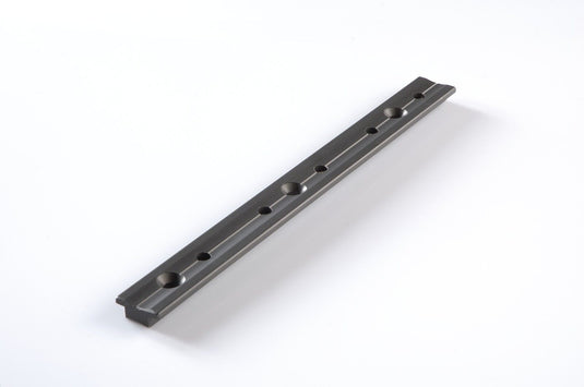 Rail en T 25mm ou 32mm de chez Holt Nautos. Ideal dériveur