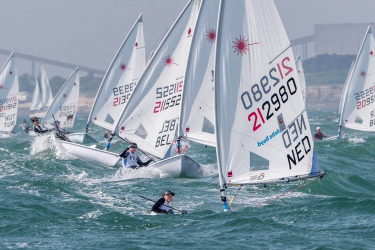 accastillage voile legere pour deriveur comme le laser ou 420 et catamaran de sport comme les hobie cat ou twincat