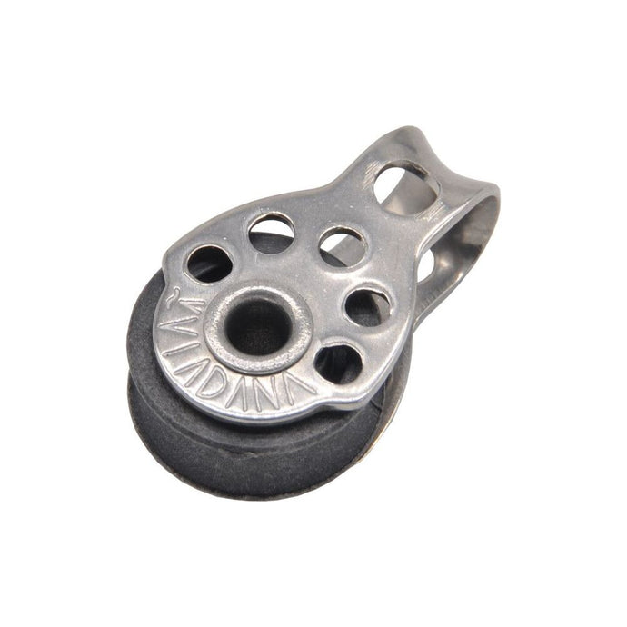 Poulie Simple Micro en métal robuste, idéale pour voile légère, dériveur et catamaran. Polyvalente, elle supporte jusqu'à 650 kg. Parfait pour applications nautiques.