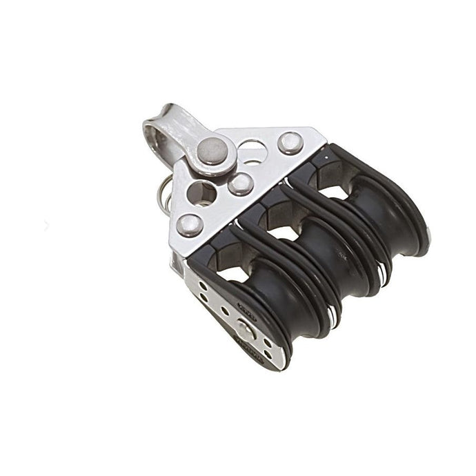 Poulie Triple à billes ø22mm de Viadana, idéale pour dériveurs et catamarans, supporte jusqu'à 100kg, parfaite pour accastillage voile légère chez Yachting Thommeret.