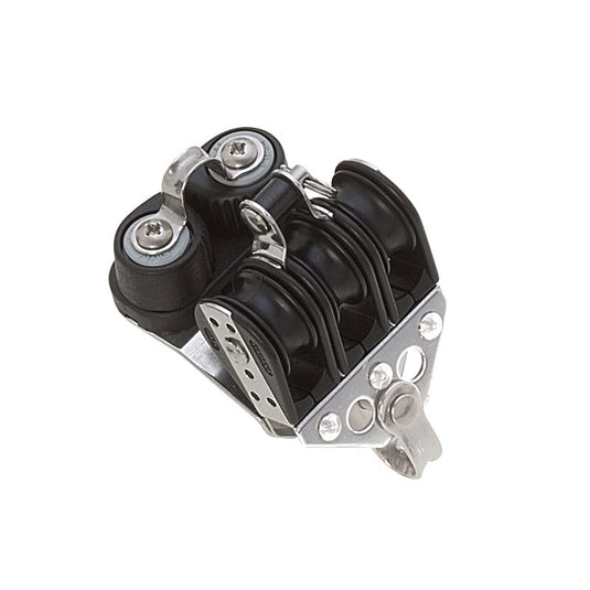 Poulie Triple à billes ø22mm avec taquet et ringot, idéale pour palans d'écoute sur dériveurs, capacité de travail 100kg, charge de rupture 700kg.